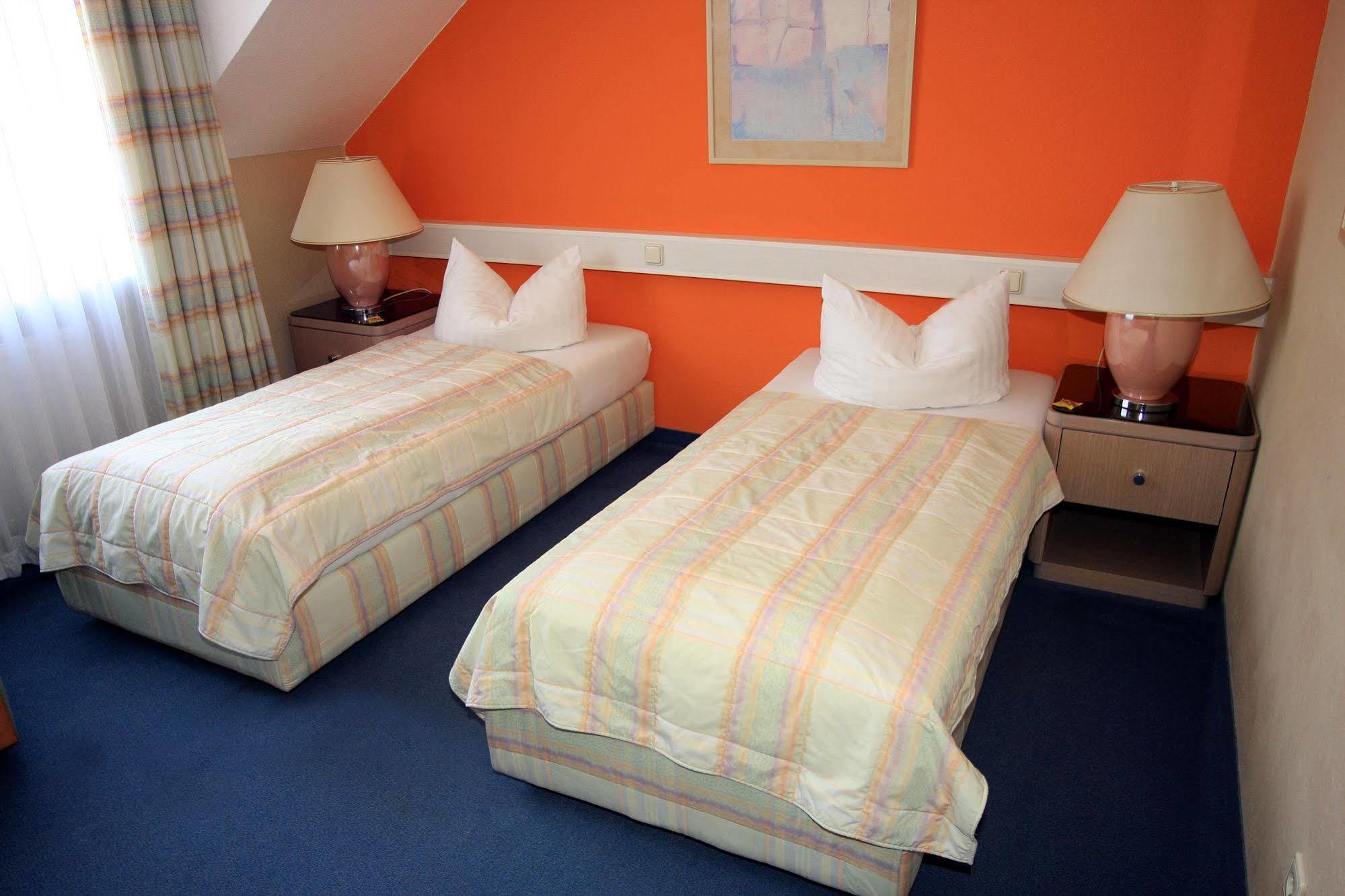 Ilmenauer Hof Hotel Екстериор снимка