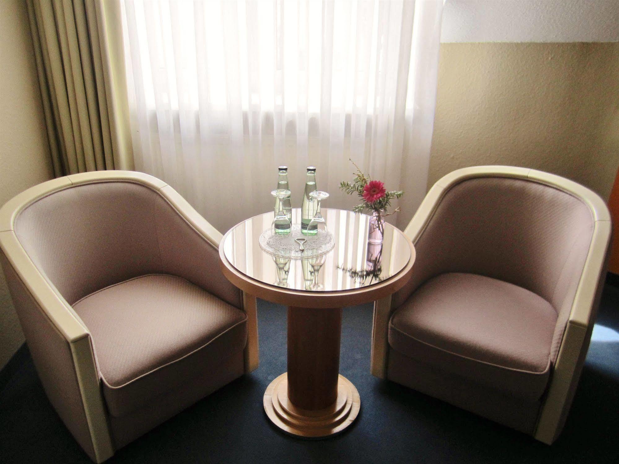Ilmenauer Hof Hotel Екстериор снимка