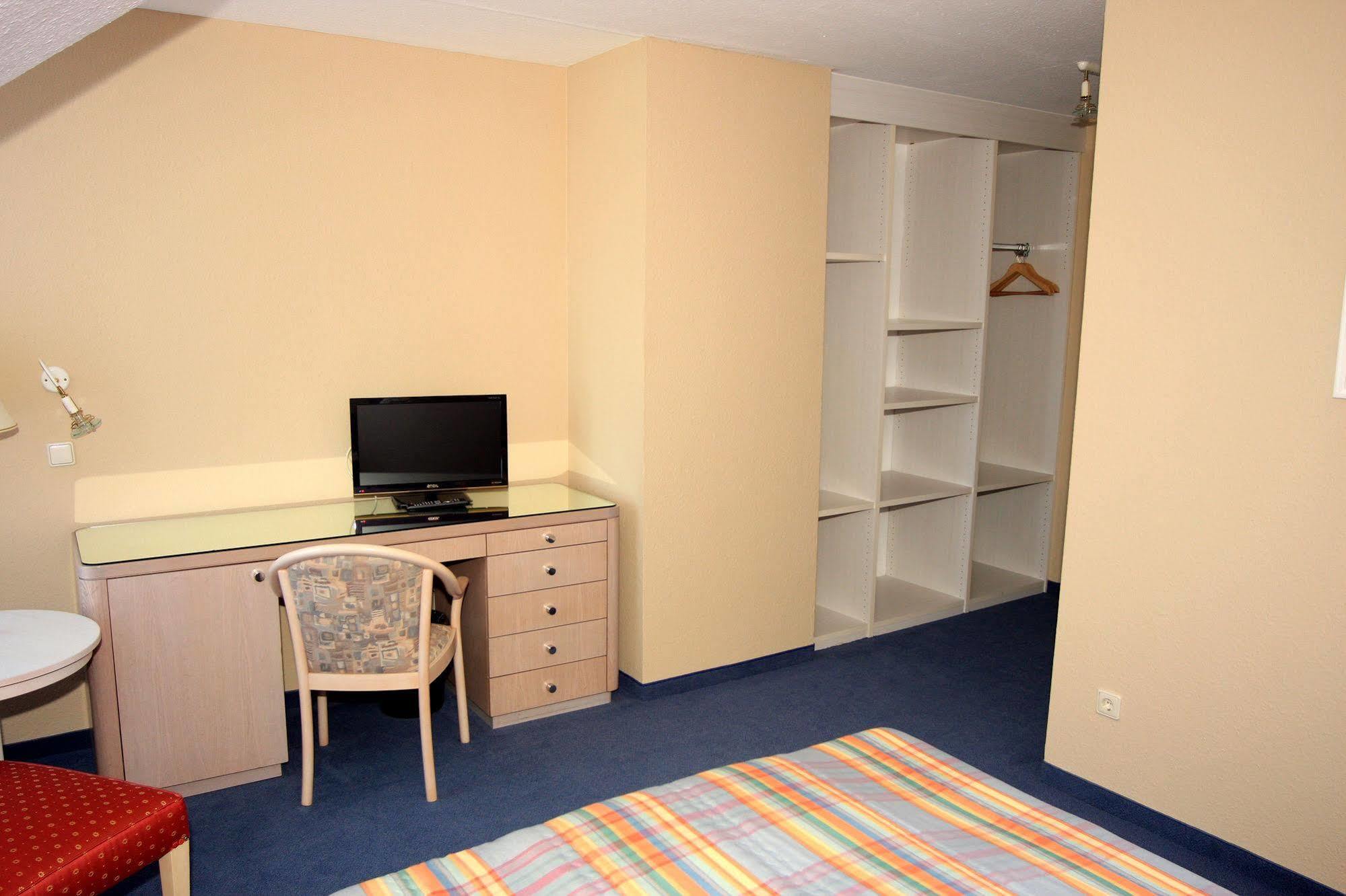 Ilmenauer Hof Hotel Екстериор снимка