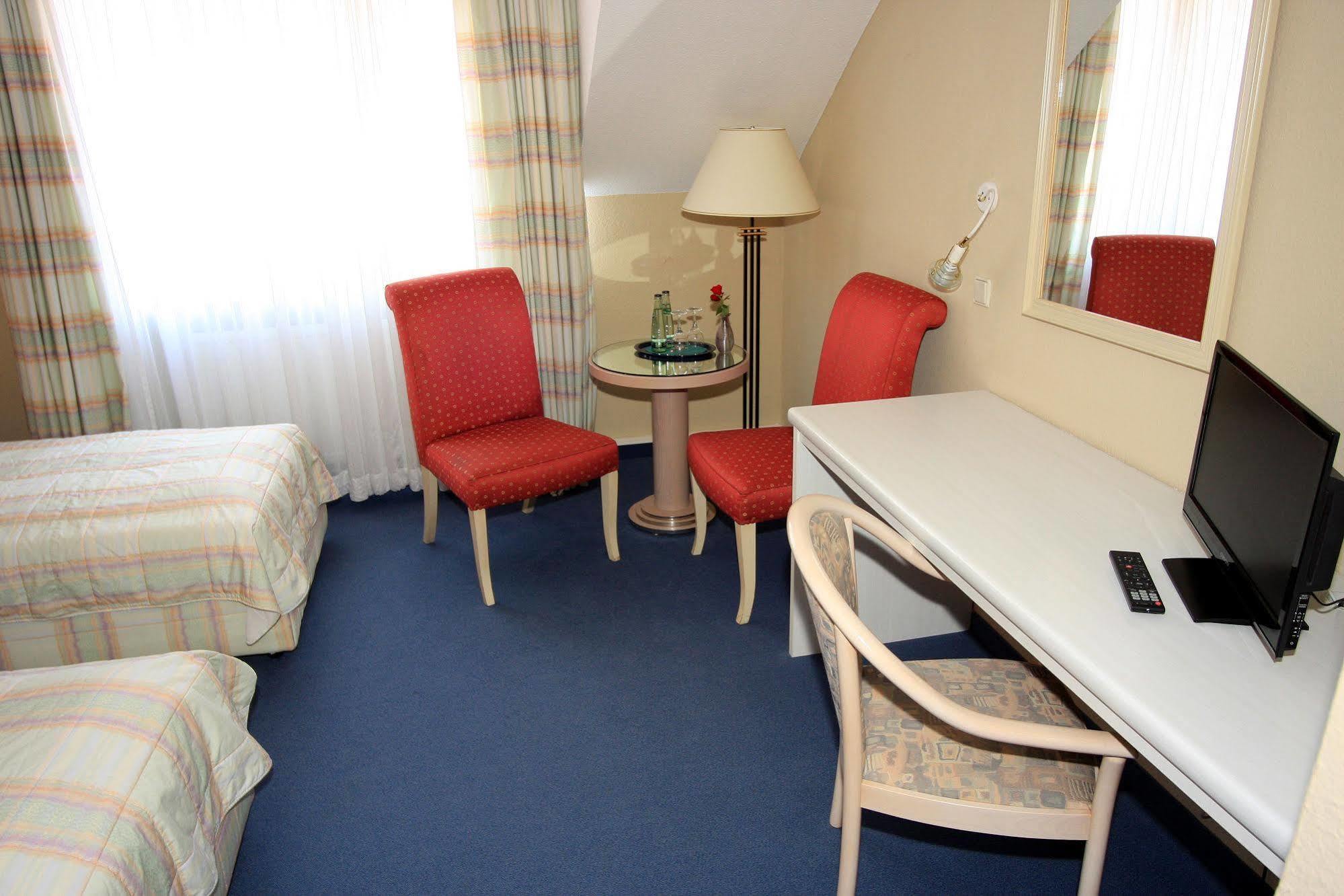 Ilmenauer Hof Hotel Екстериор снимка
