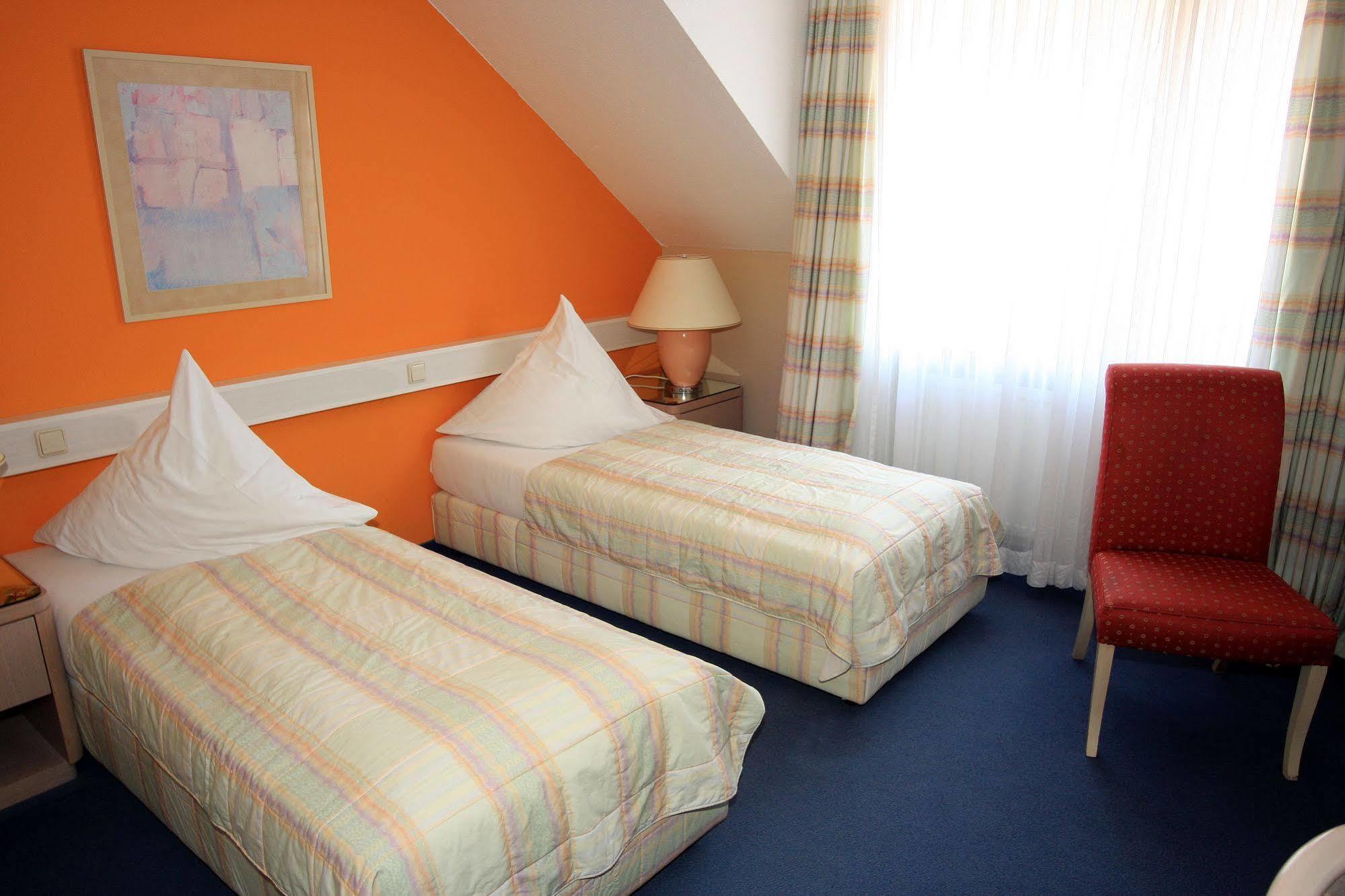 Ilmenauer Hof Hotel Екстериор снимка