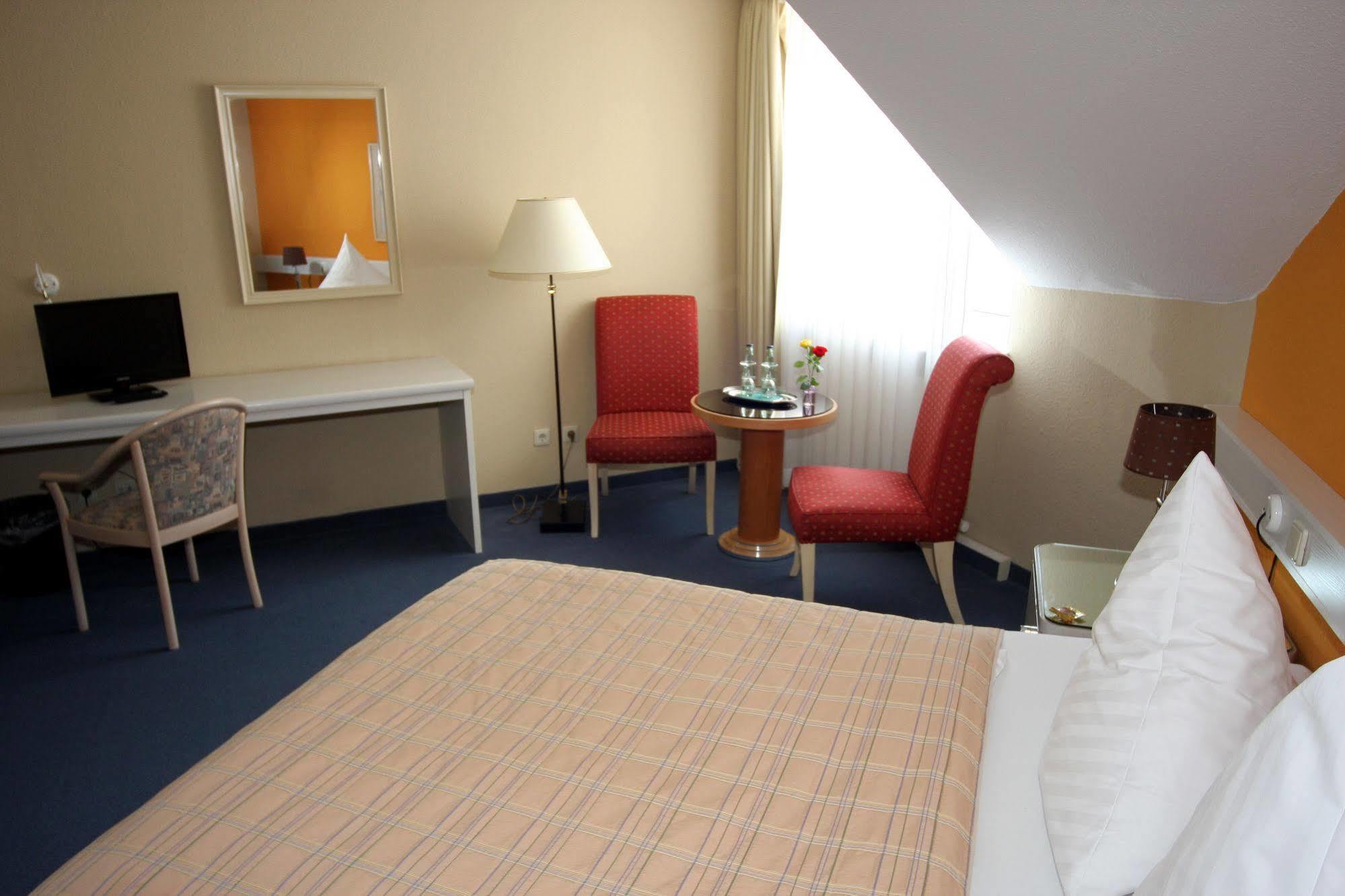 Ilmenauer Hof Hotel Екстериор снимка